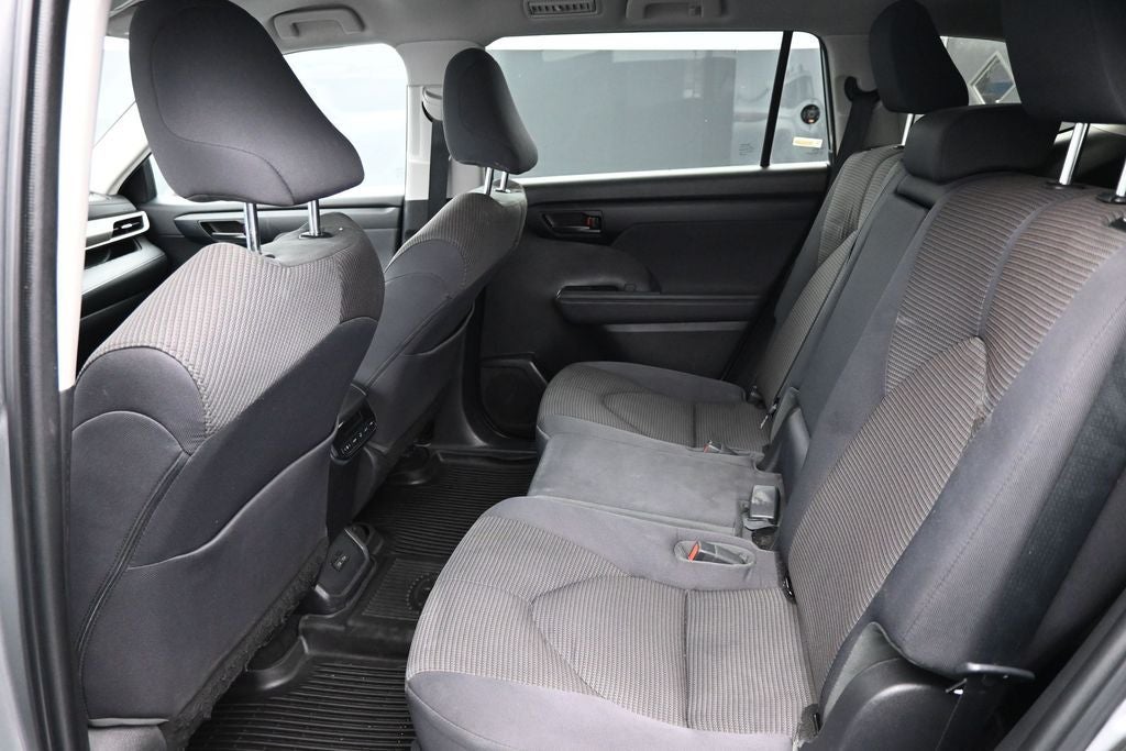 2022 Toyota Highlander L