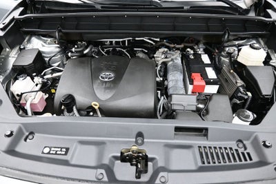 2022 Toyota Highlander L