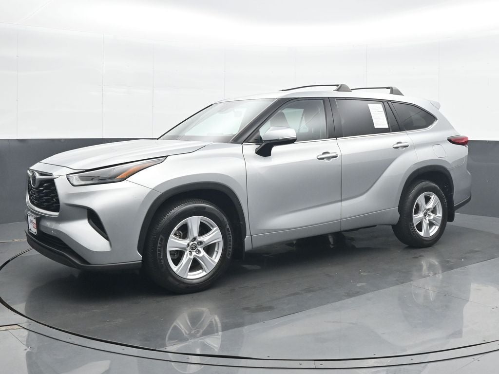 2022 Toyota Highlander L