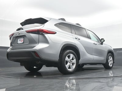 2022 Toyota Highlander L