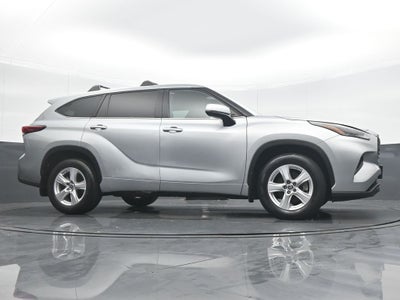 2022 Toyota Highlander L
