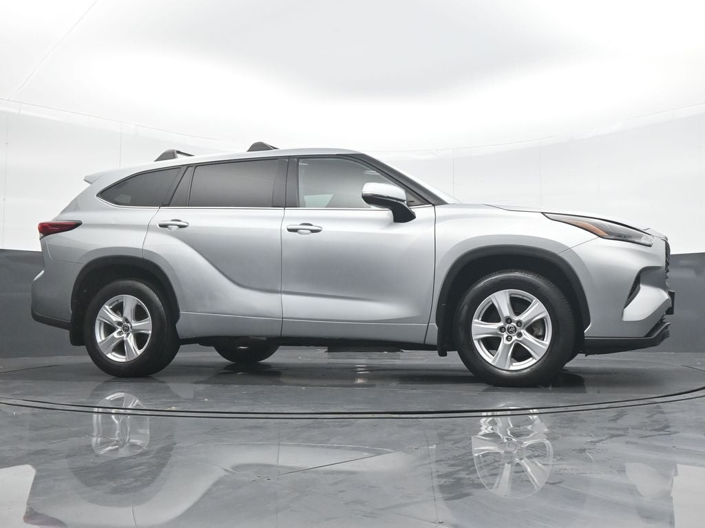 2022 Toyota Highlander L