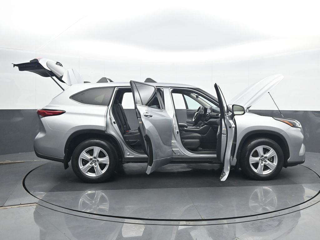 2022 Toyota Highlander L