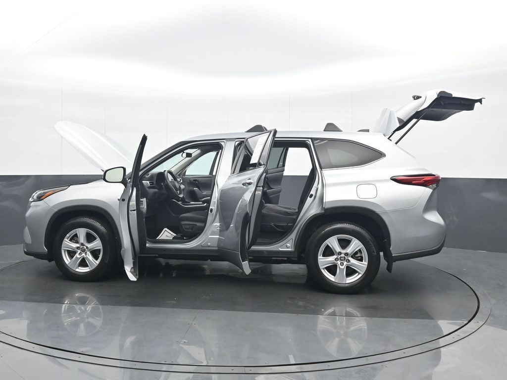 2022 Toyota Highlander L