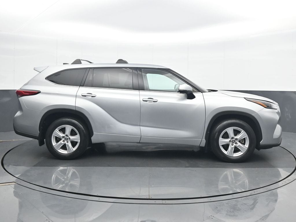2022 Toyota Highlander L