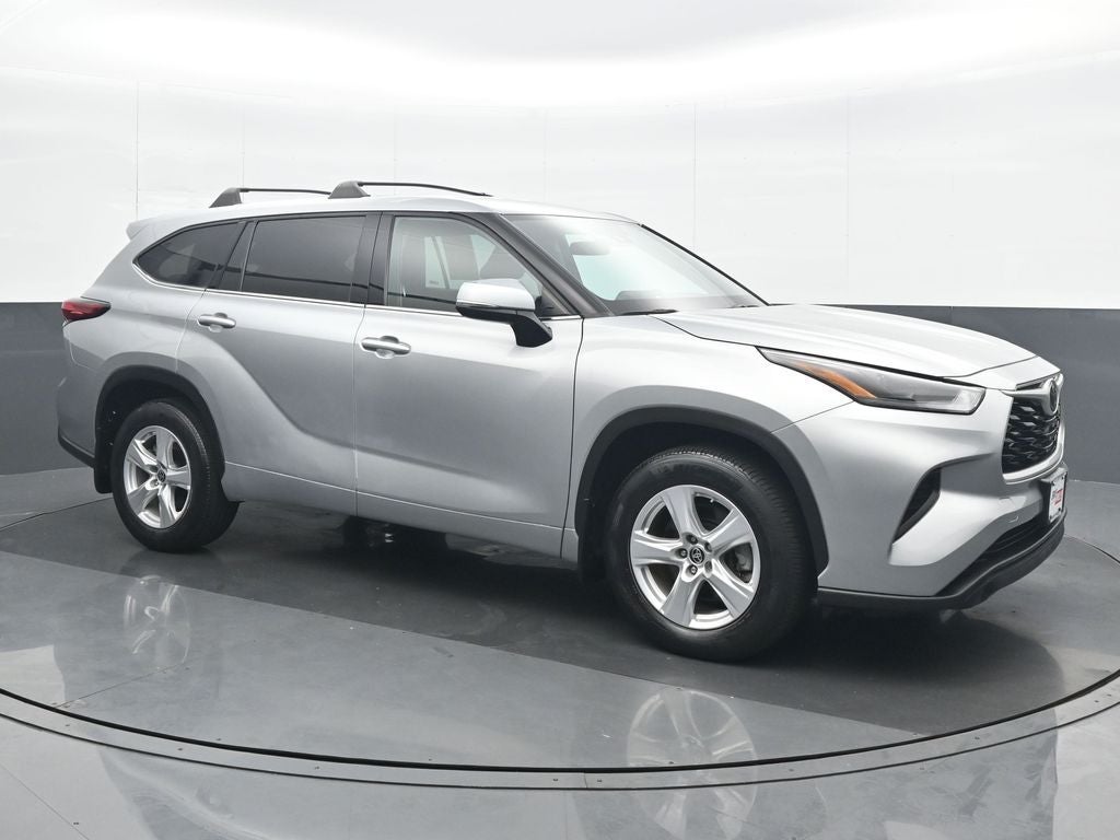 2022 Toyota Highlander L