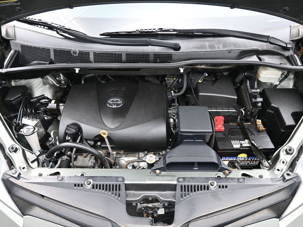 2020 Toyota Sienna L 7 Passenger