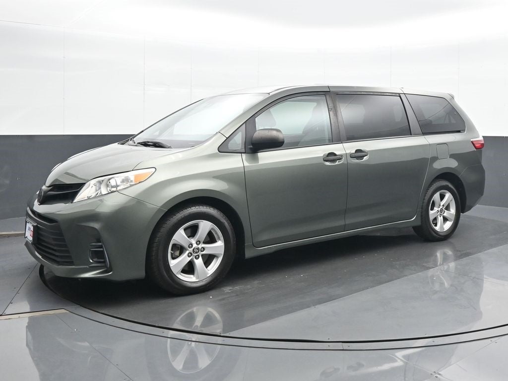 2020 Toyota Sienna L 7 Passenger