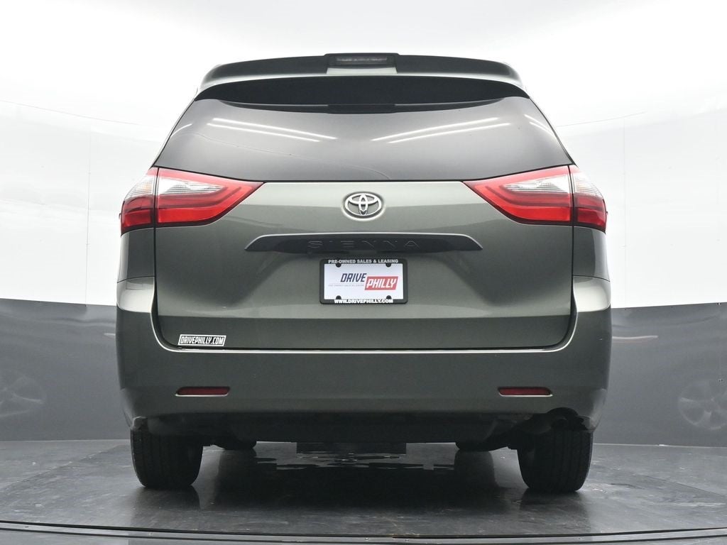 2020 Toyota Sienna L 7 Passenger