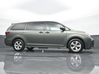 2020 Toyota Sienna L 7 Passenger