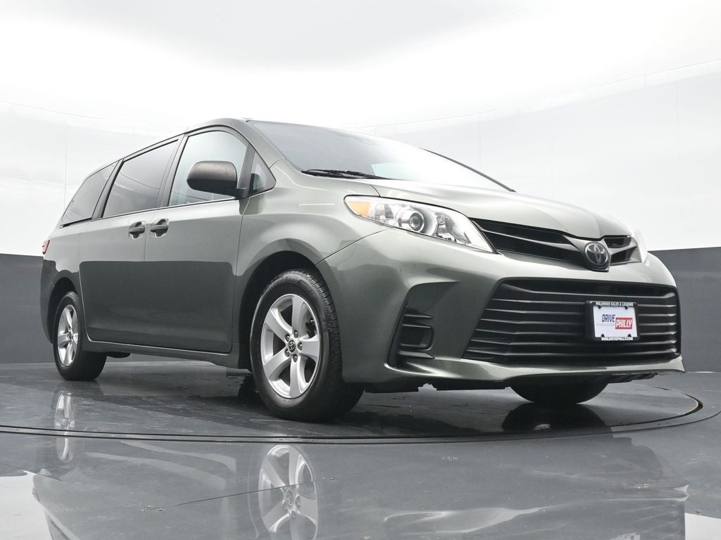 2020 Toyota Sienna L 7 Passenger