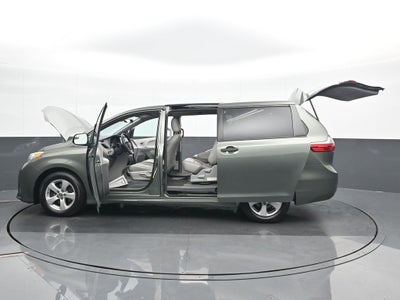 2020 Toyota Sienna L 7 Passenger