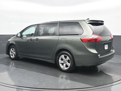 2020 Toyota Sienna L 7 Passenger