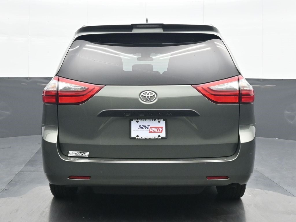 2020 Toyota Sienna L 7 Passenger