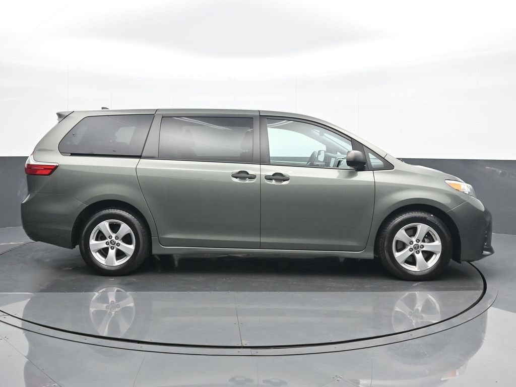 2020 Toyota Sienna L 7 Passenger