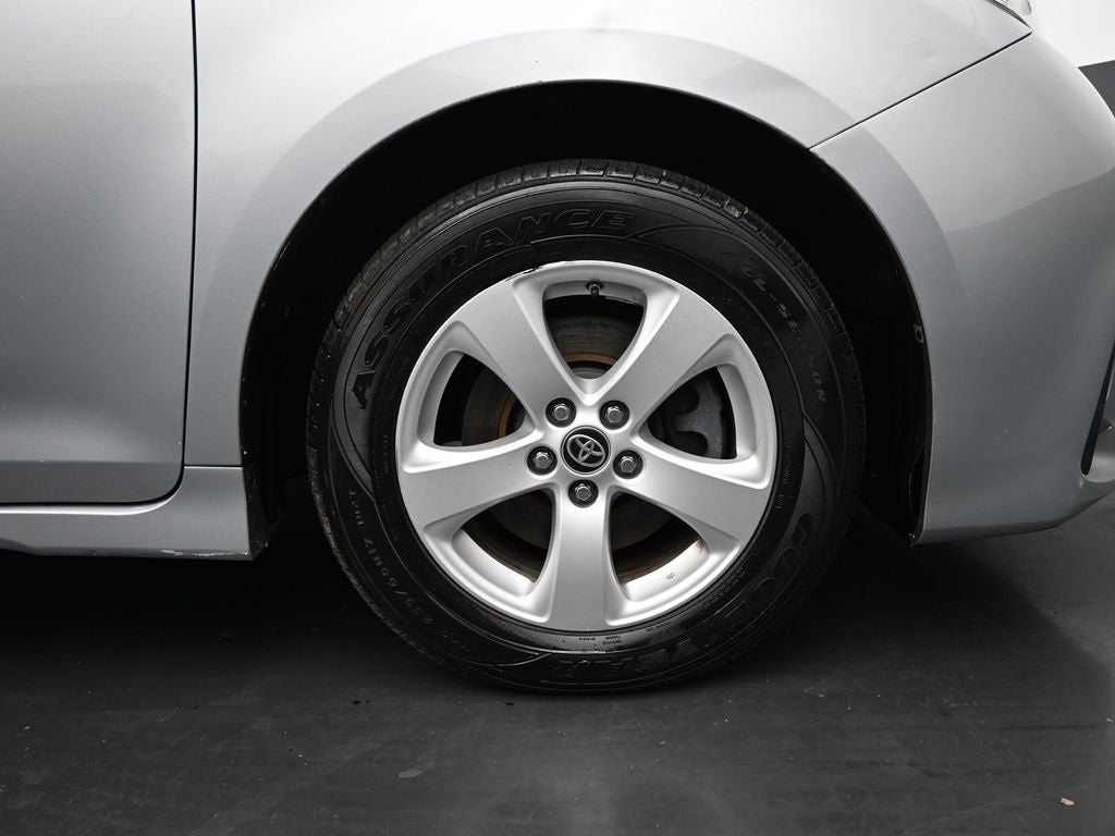 2020 Toyota Sienna L 7 Passenger