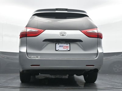 2020 Toyota Sienna L 7 Passenger