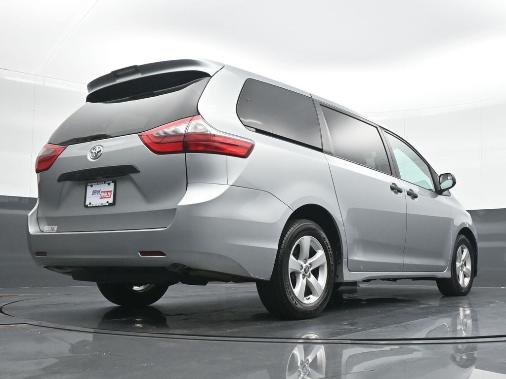 2020 Toyota Sienna L 7 Passenger