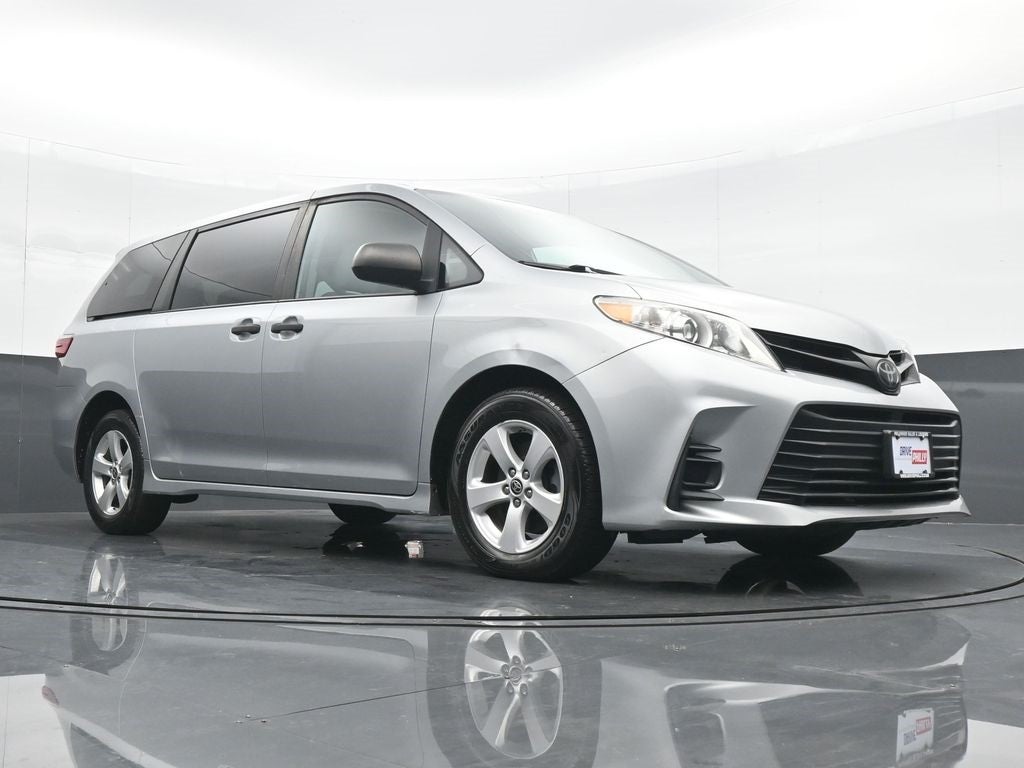 2020 Toyota Sienna L 7 Passenger