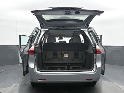 2020 Toyota Sienna L 7 Passenger