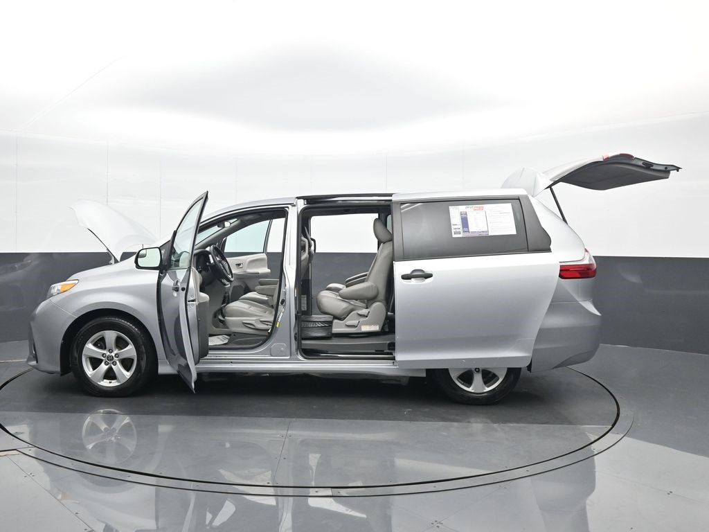 2020 Toyota Sienna L 7 Passenger