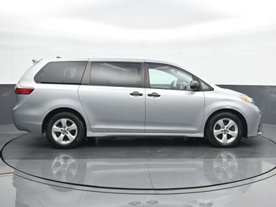 2020 Toyota Sienna L 7 Passenger