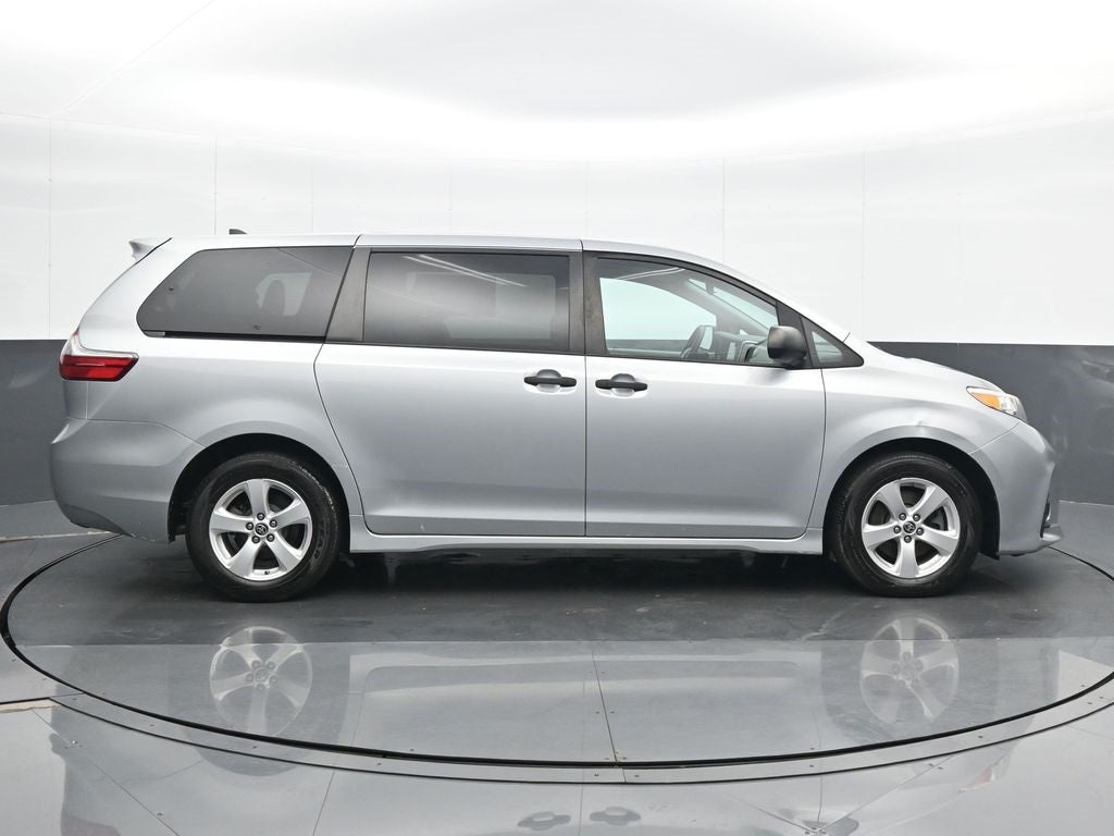 2020 Toyota Sienna L 7 Passenger