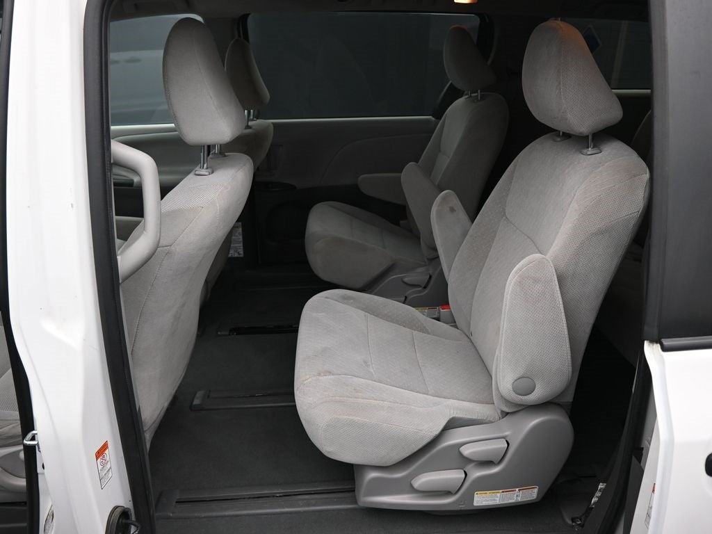 2020 Toyota Sienna L 7 Passenger