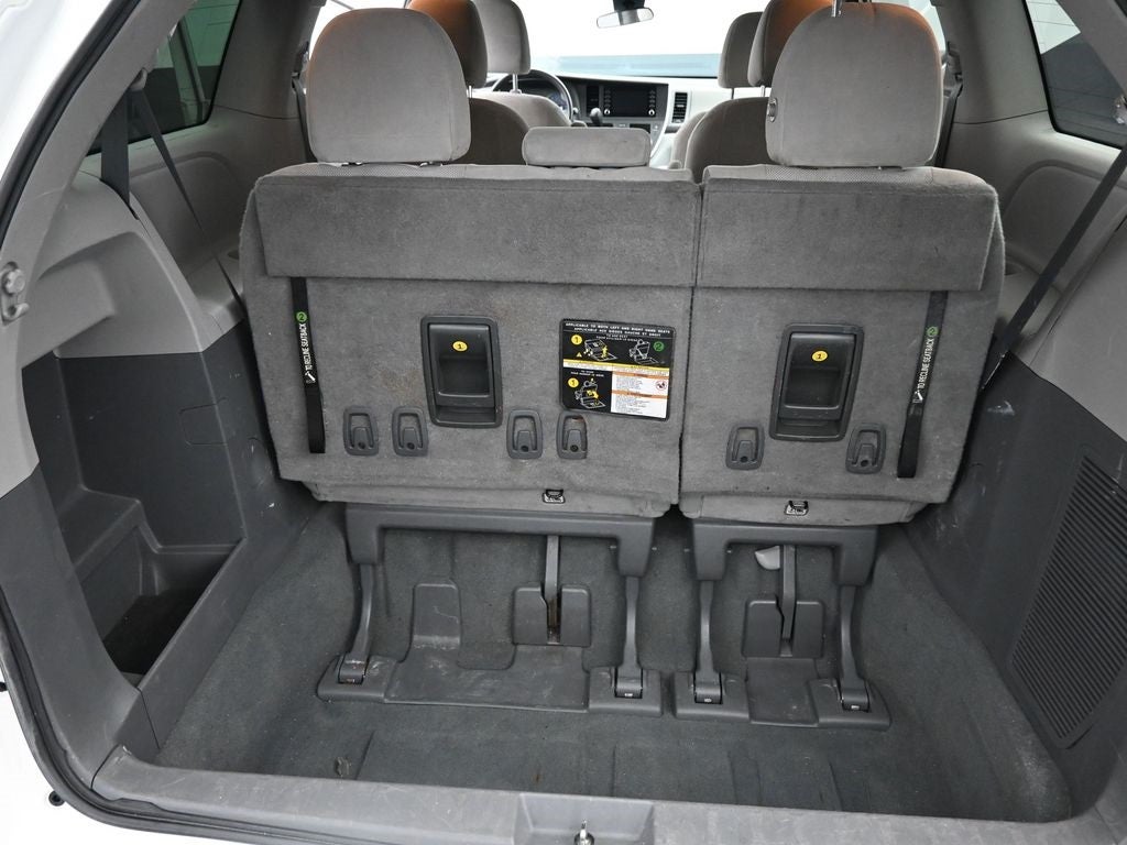 2020 Toyota Sienna L 7 Passenger