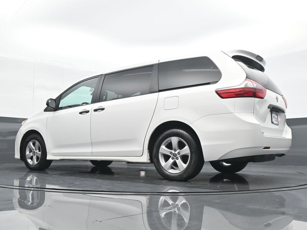 2020 Toyota Sienna L 7 Passenger
