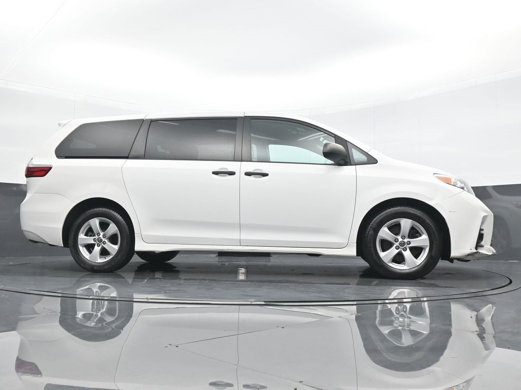 2020 Toyota Sienna L 7 Passenger