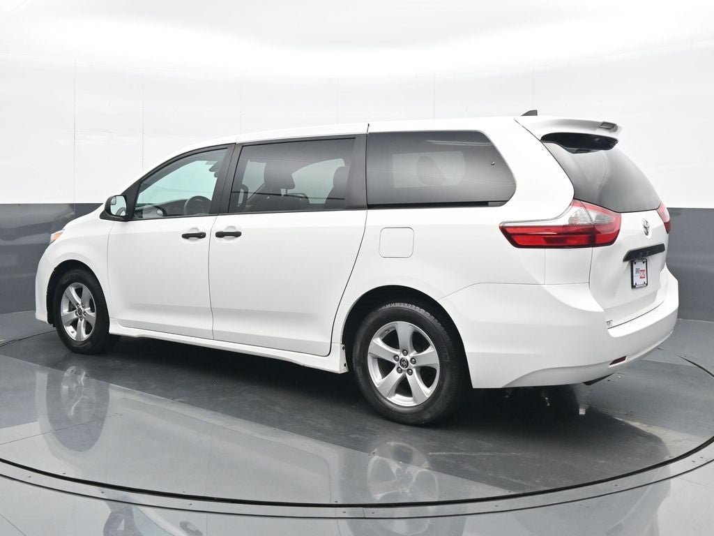 2020 Toyota Sienna L 7 Passenger
