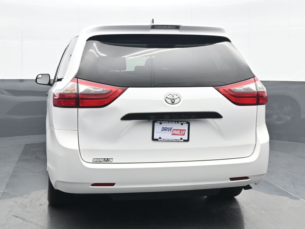 2020 Toyota Sienna L 7 Passenger