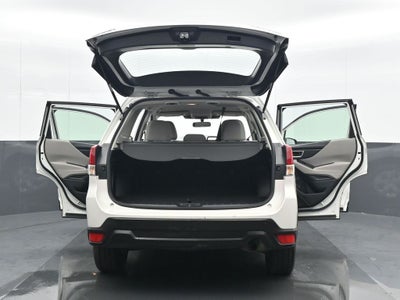 2022 Subaru Forester Base