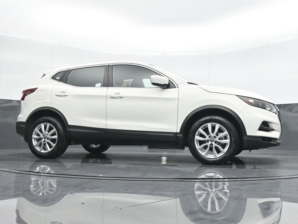 2022 Nissan Rogue Sport S