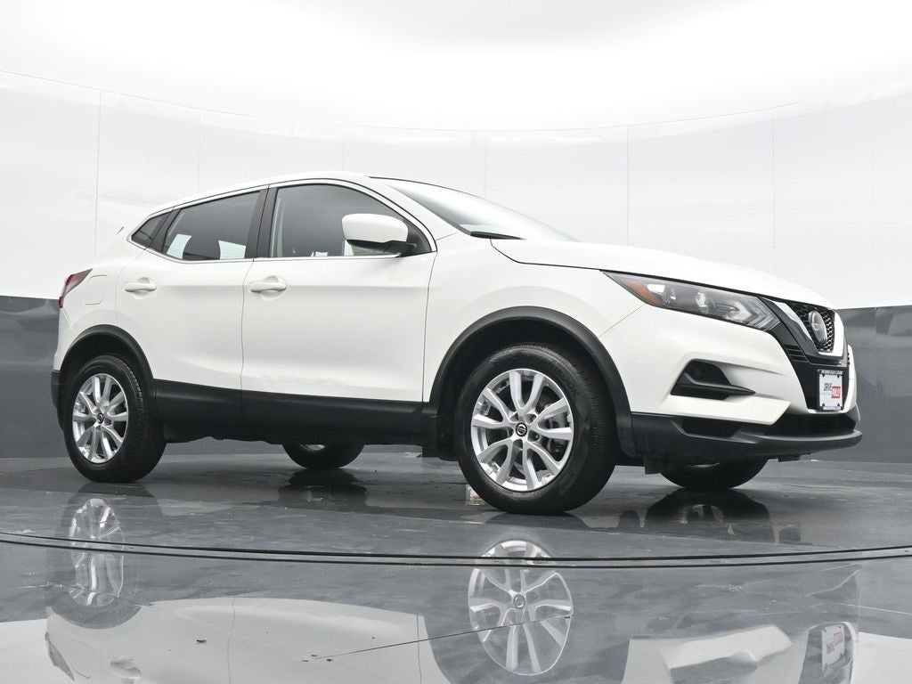 2022 Nissan Rogue Sport S