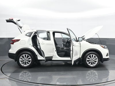 2022 Nissan Rogue Sport S
