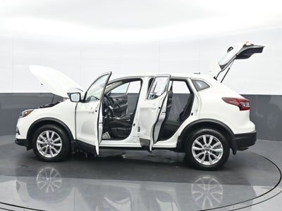 2022 Nissan Rogue Sport S