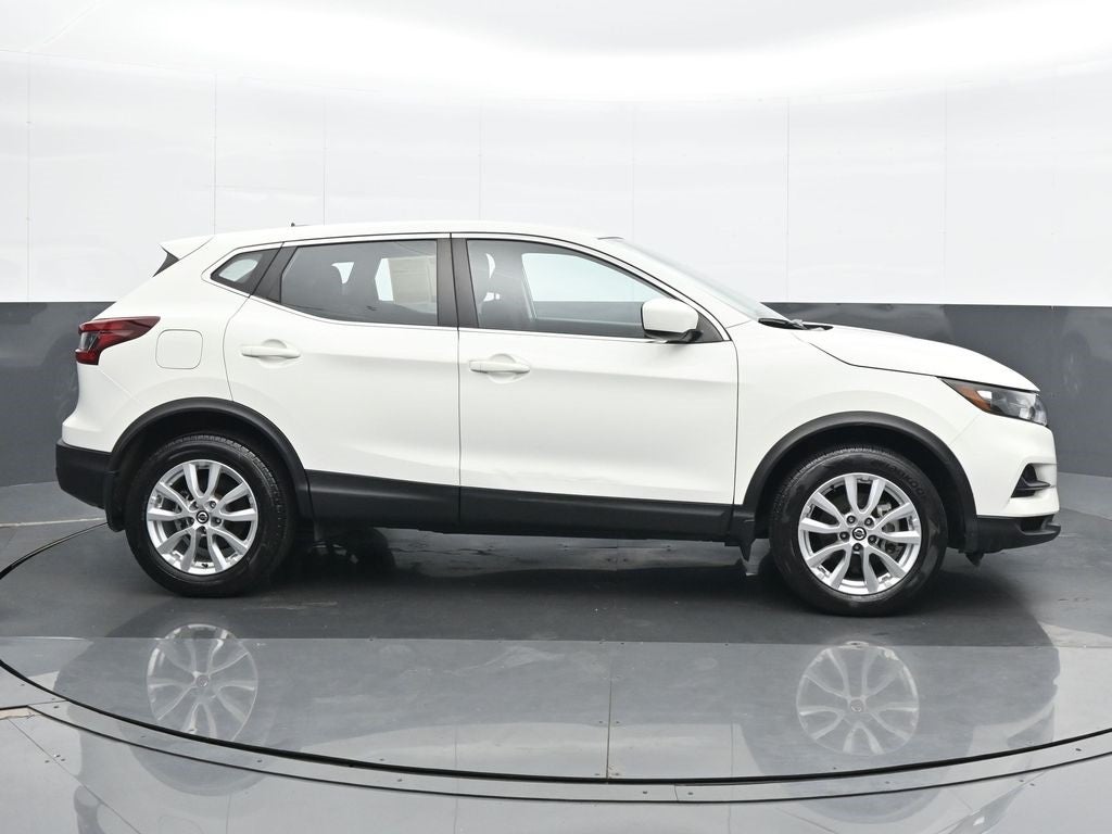 2022 Nissan Rogue Sport S