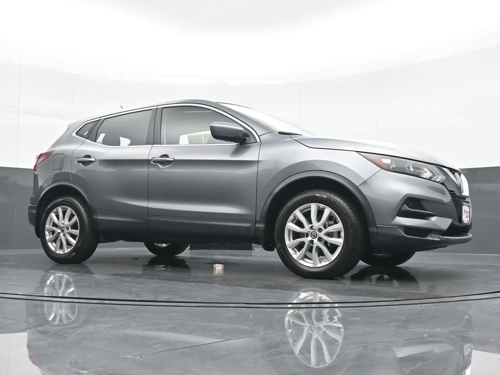 2022 Nissan Rogue Sport S