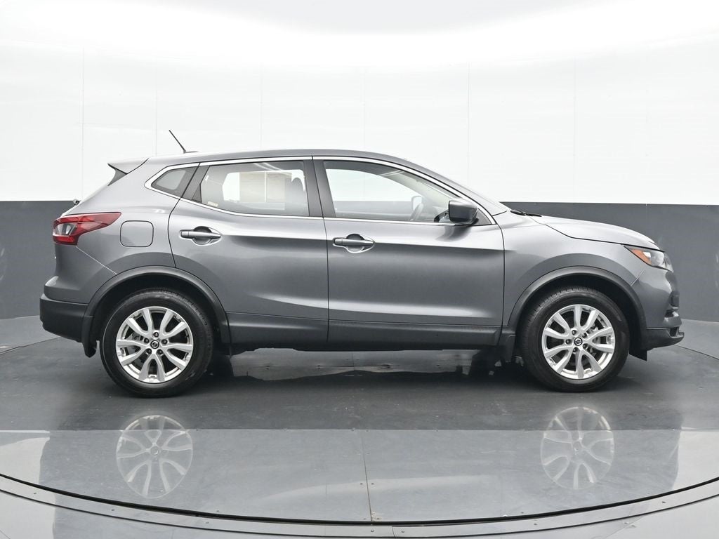 2022 Nissan Rogue Sport S