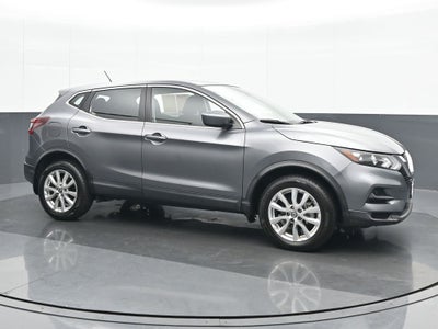 2022 Nissan Rogue Sport S