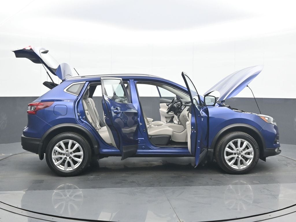 2022 Nissan Rogue Sport SV