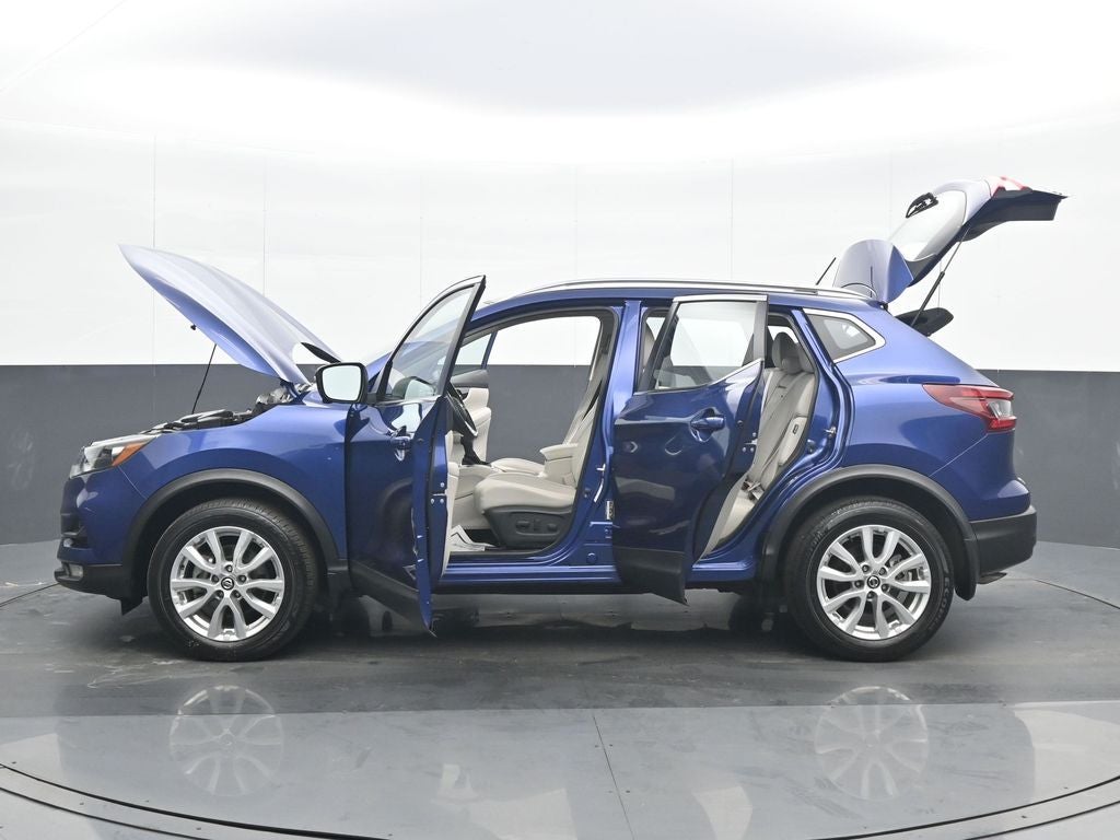 2022 Nissan Rogue Sport SV