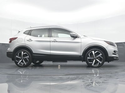 2021 Nissan Rogue Sport SL