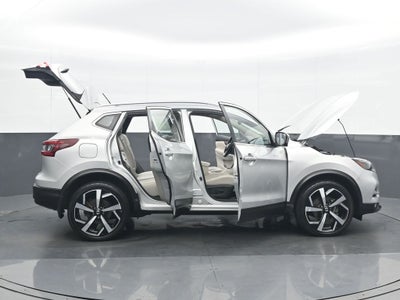 2021 Nissan Rogue Sport SL
