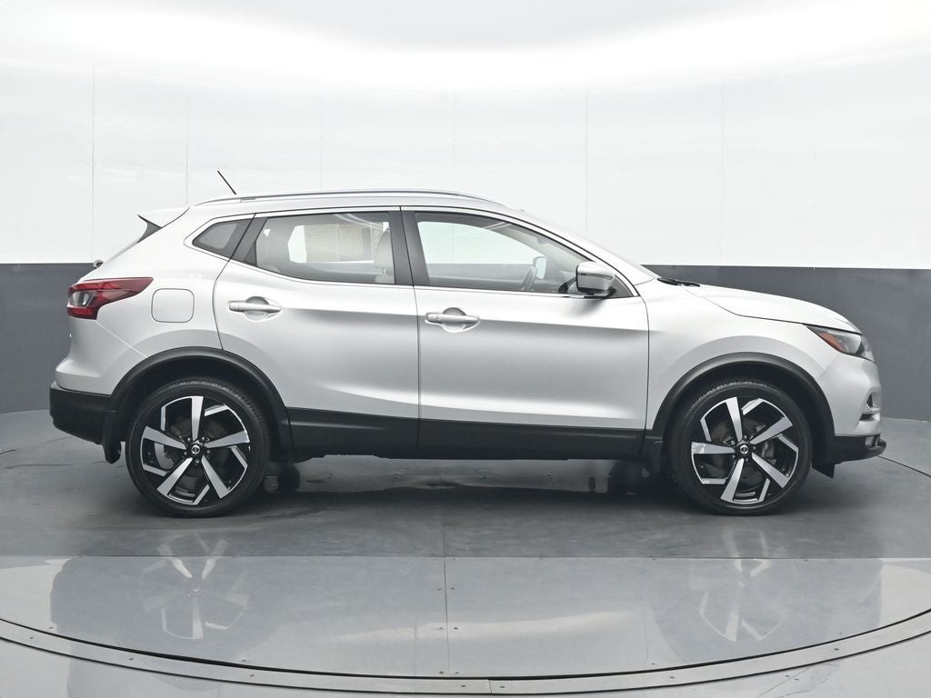 2021 Nissan Rogue Sport SL