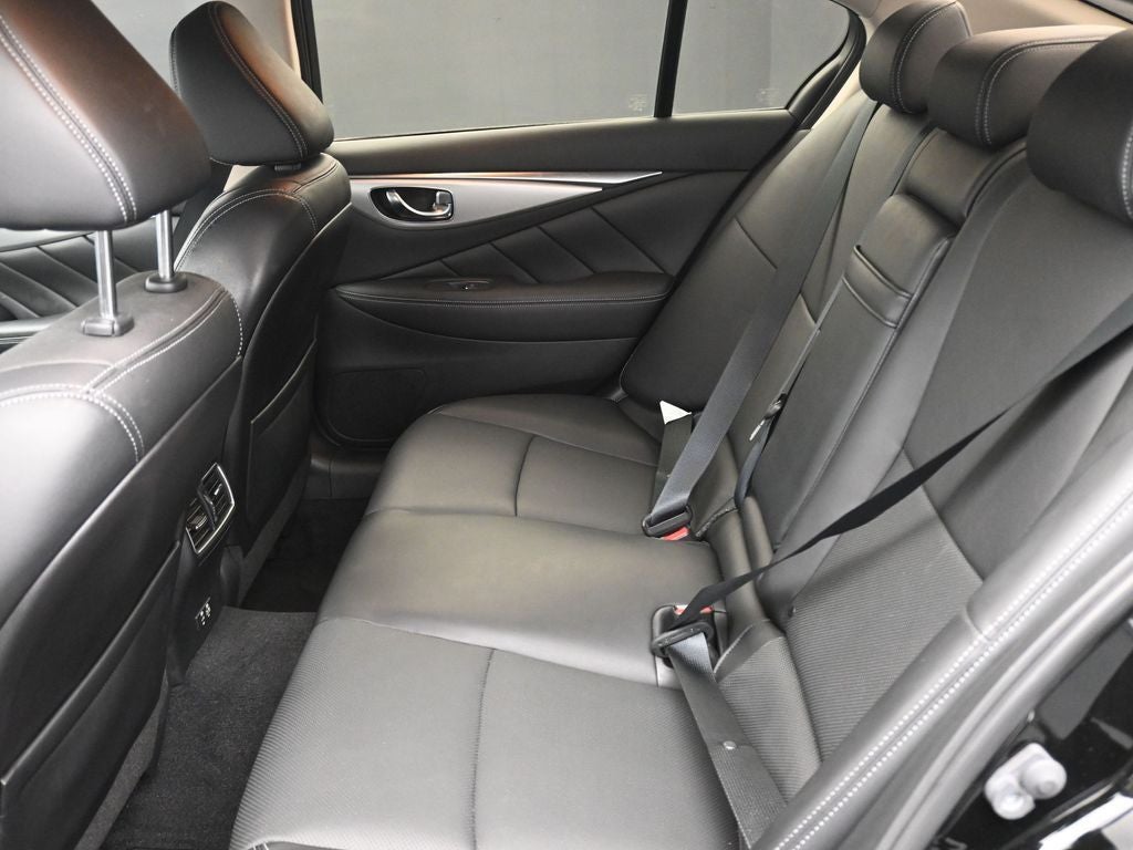 2023 INFINITI Q50 LUXE