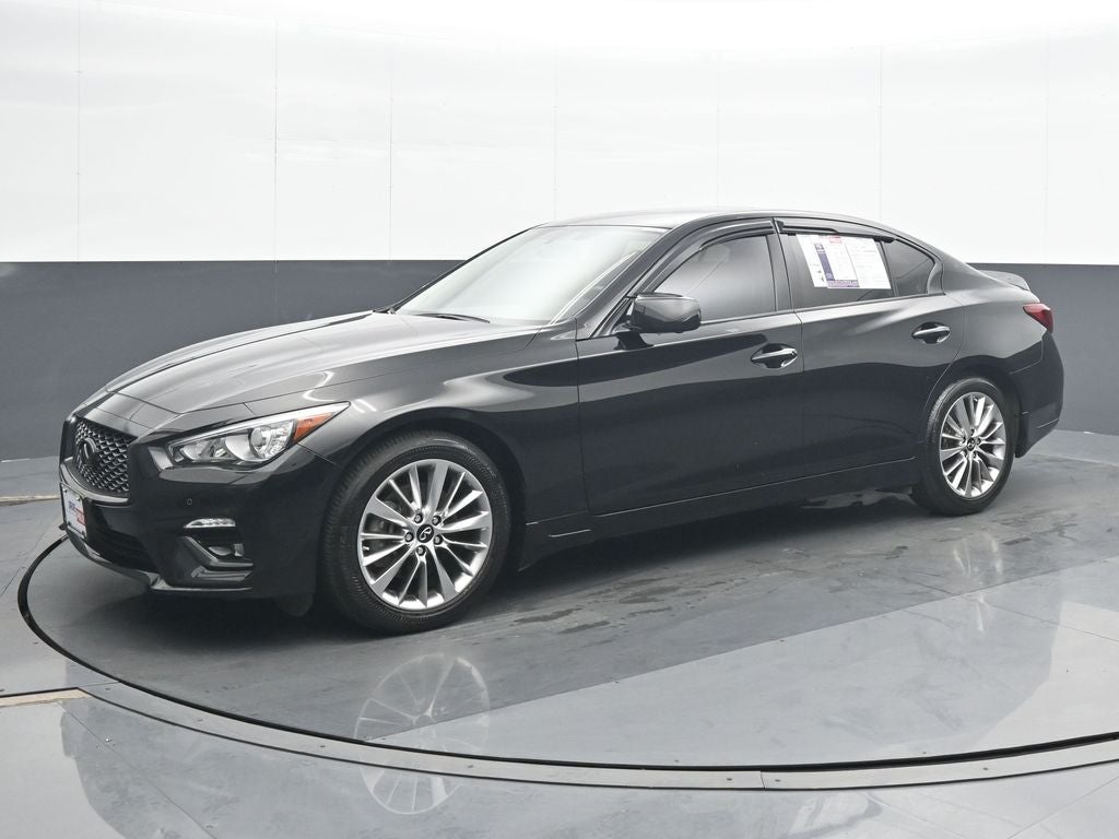 2023 INFINITI Q50 LUXE