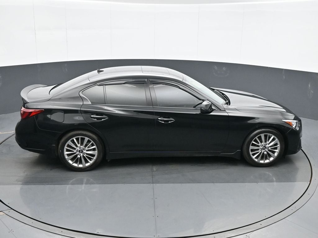 2023 INFINITI Q50 LUXE